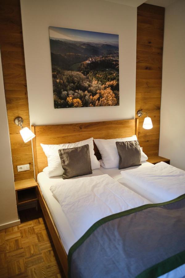 Wirtshaus Im Schloss Fuersteneck Fursteneck Dış mekan fotoğraf